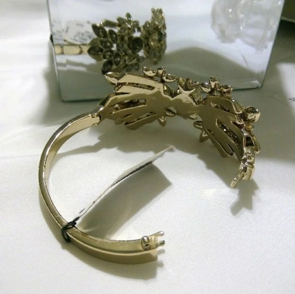 Givenchy bangle bracelet - Picture 4 of 7